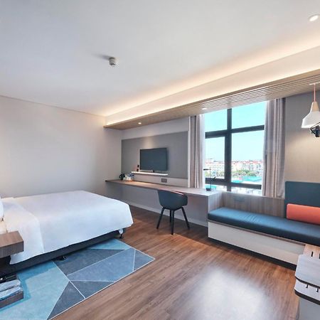Holiday Inn Express Shanghai Hongqiao North By Ihg Fengbang Eksteriør billede